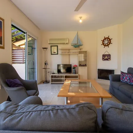 Frontline Sea-view Holiday home Paralimni