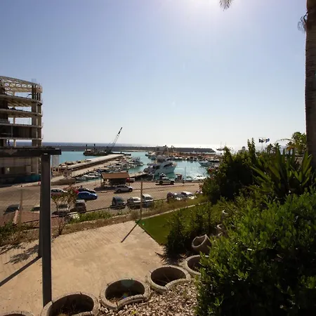 Frontline Sea-view Holiday home *