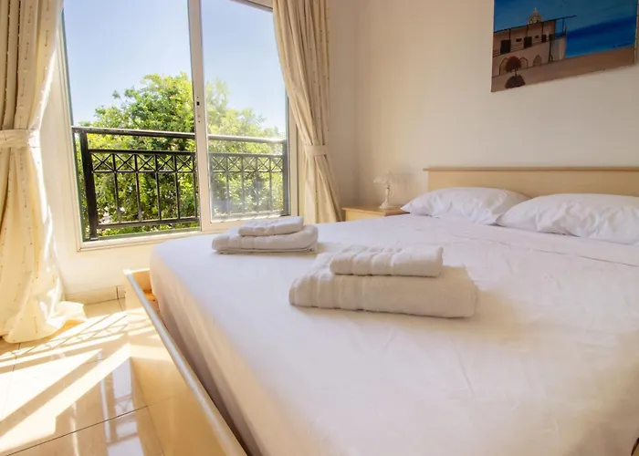 Frontline Sea-view Paralimni