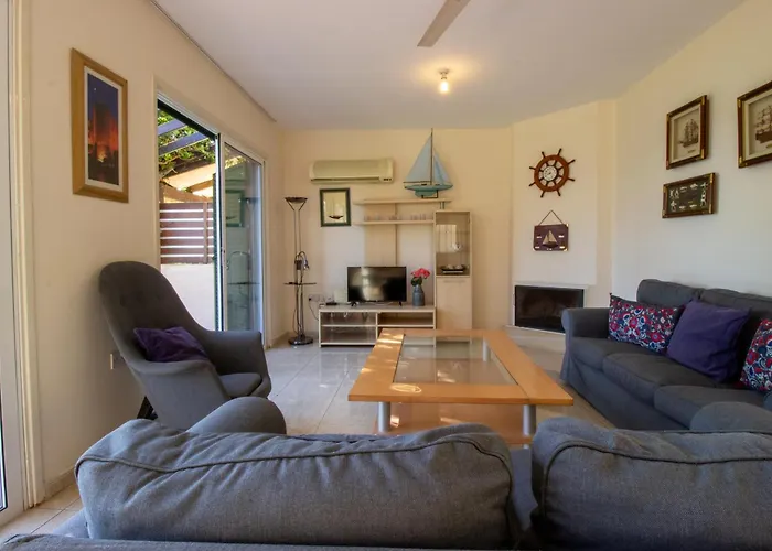 Frontline Sea-view Prázdninový dům Paralimni